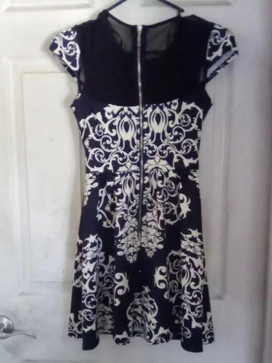 Navy Blue and White Floral Dress - Picture 2 of 3